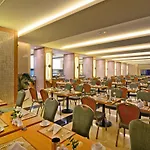 库如玛尔豪华酒店
