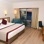 Korumar Deluxe Κουσάντασι