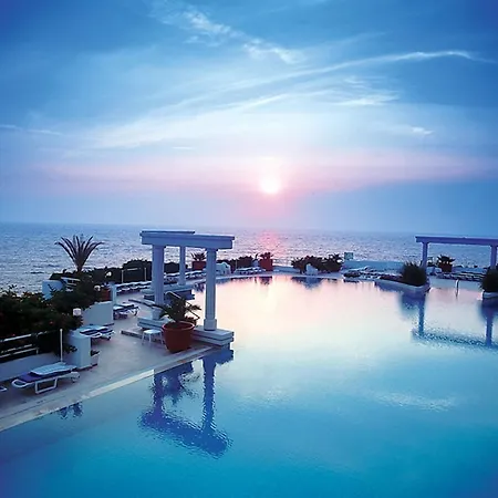 Korumar Deluxe Resort