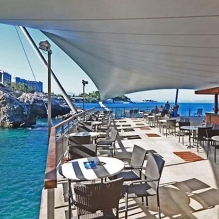 אתר נופש Korumar Deluxe 5*