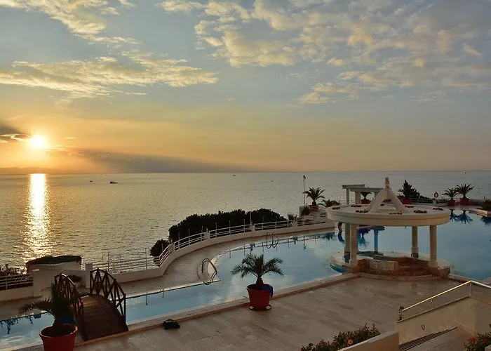 Rezort Korumar Deluxe Kusadası