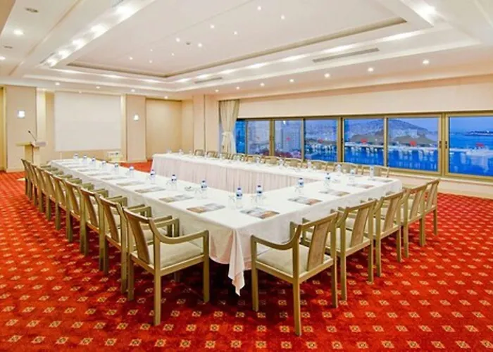 Üdülőközpont Korumar Deluxe